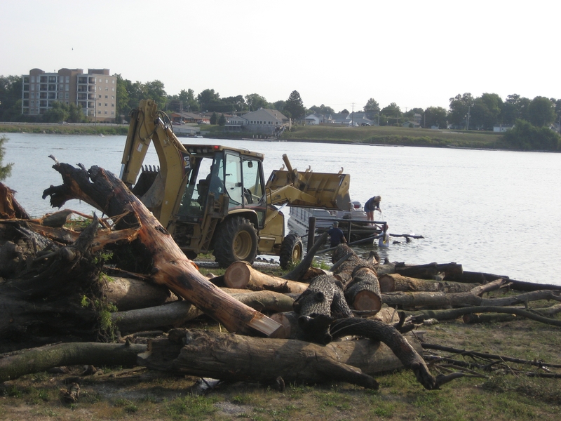 lake-clean-up-sept-2013-011