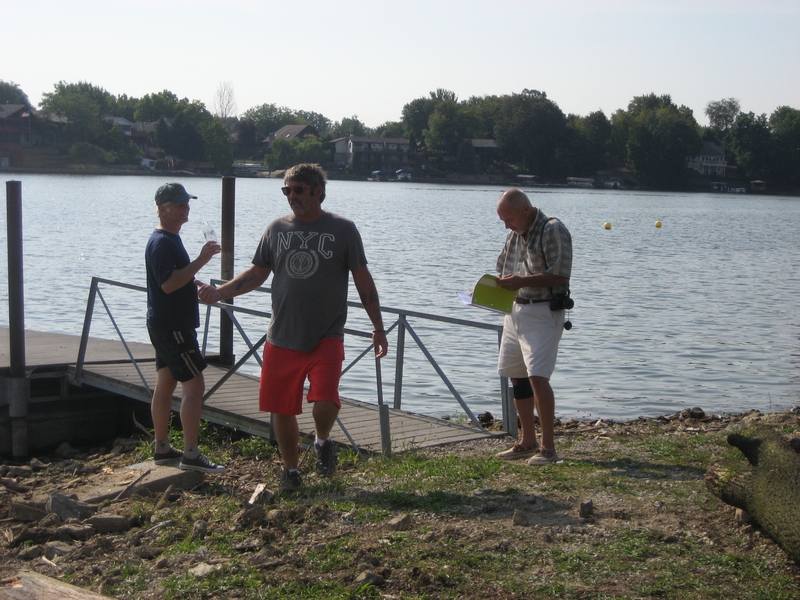 lake-clean-up-sept-2013-043